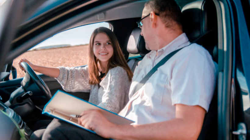 How to Become a Driving Instructor