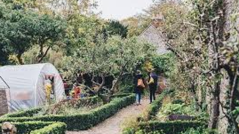 The Walled Garden is still needed