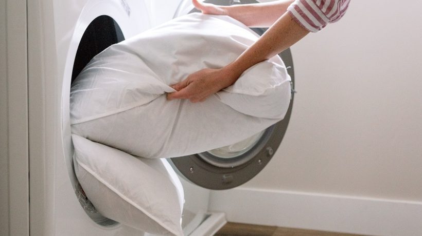How to wash a pillow