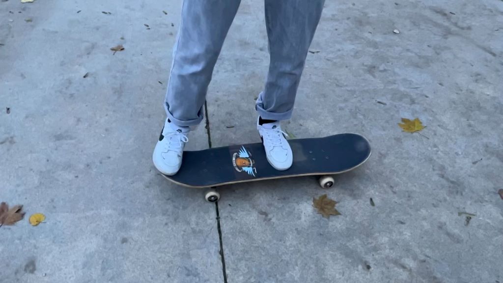 Mistakes in foot movement that ruin skateboard turns youtube